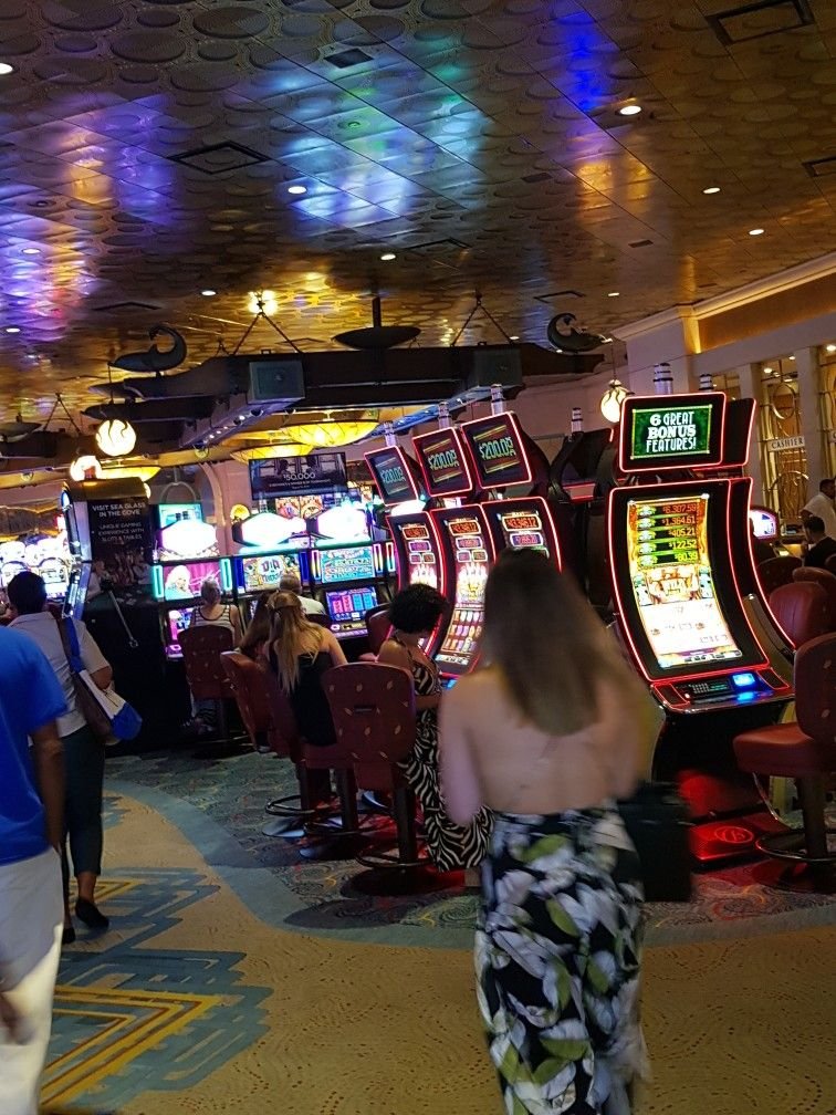 United Kingdom - dendera casino review